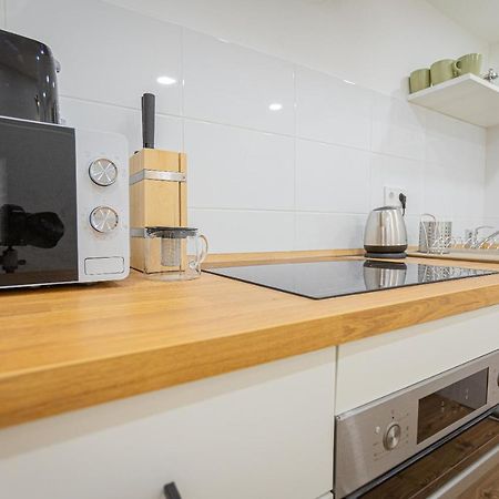 2 Bedroom Apartment In The Dob Street, Emerald Budapeste Exterior foto