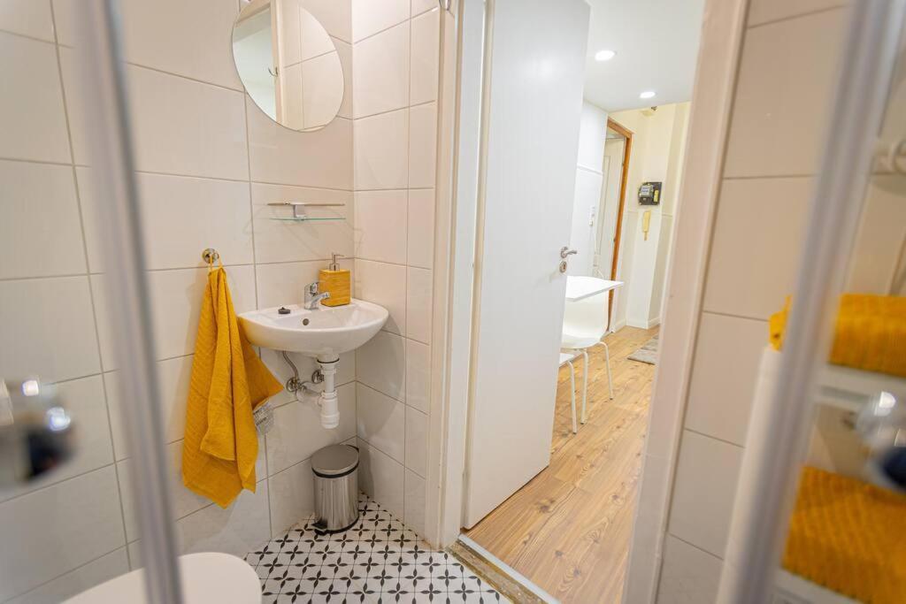 2 Bedroom Apartment In The Dob Street, Emerald Budapeste Exterior foto